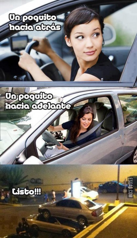 Peligro, una mujer estacionando