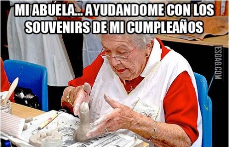 Abuela ayudando con el cumpleaños