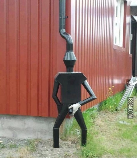 El desague de mi vecino...