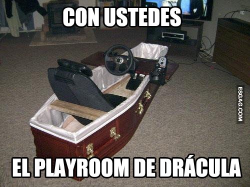 A qué juega Drácula?